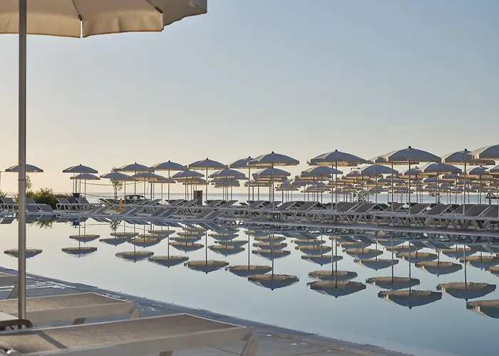 Atlantica Sungarden Park Hotell 4*